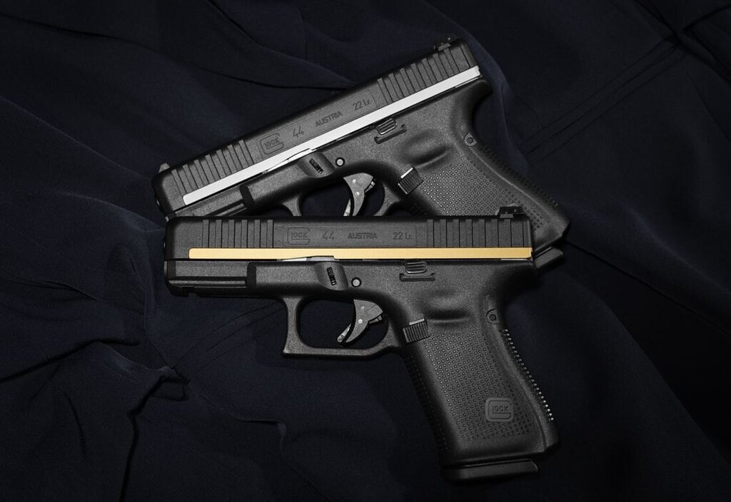 Pištoľ Glock 44 / kalibru .22 LR / Golden & Silver Line